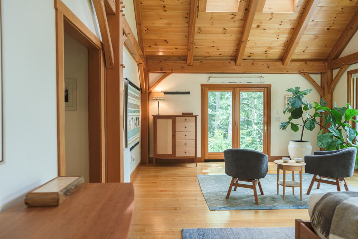 Treehouse Bedroom Sitting Area